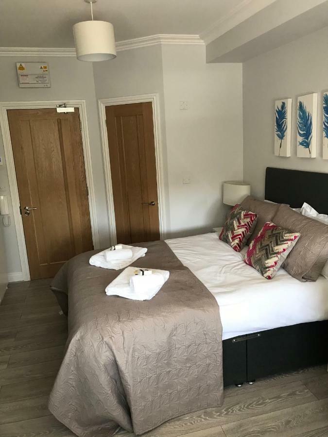 Berkshire Serviced Apartment Helena 12 Reading Eksteriør bilde